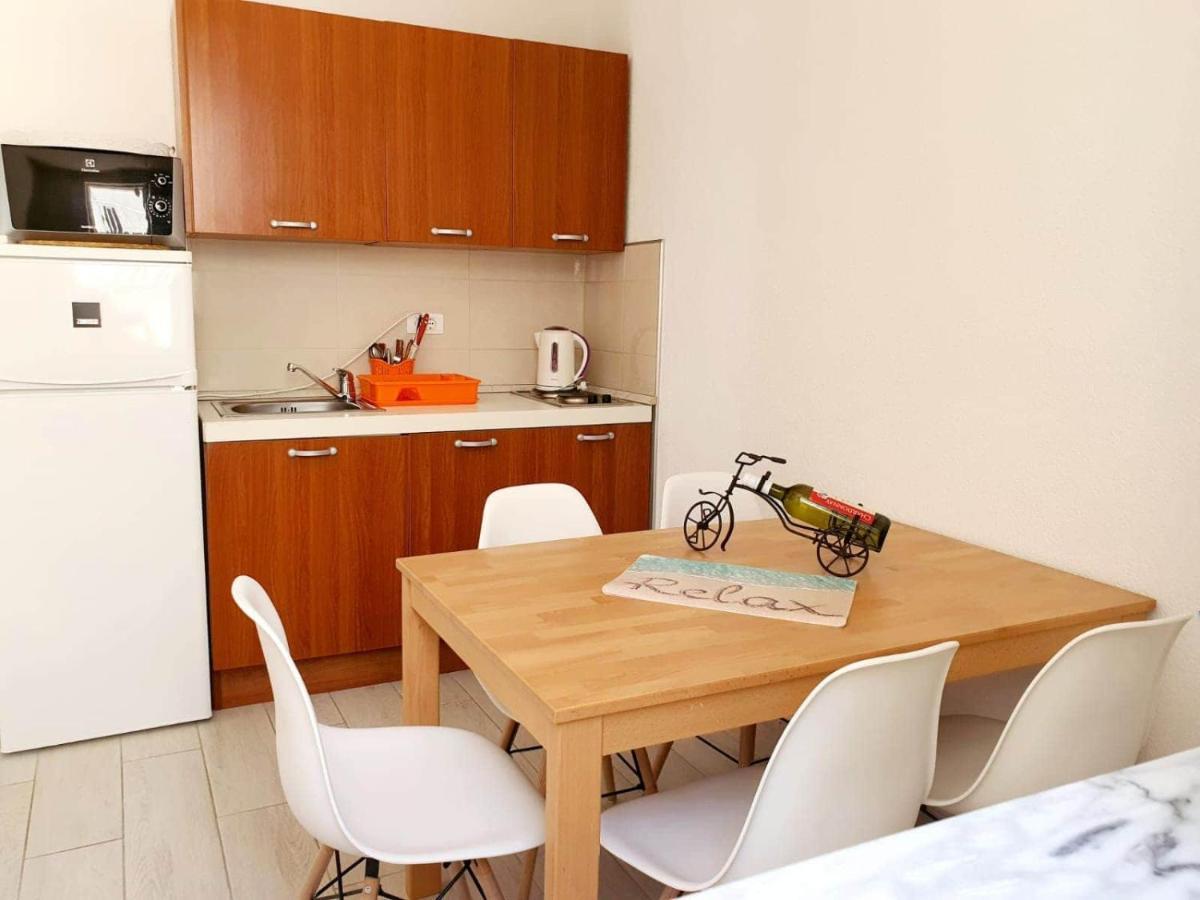 Apartments Santic Podaca Exterior photo